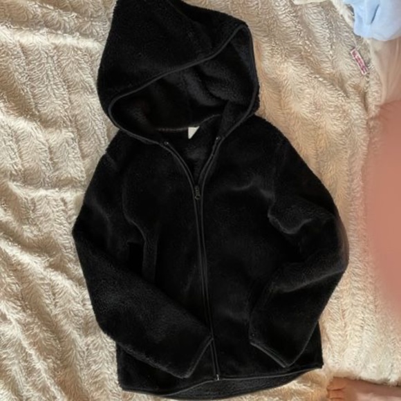 Girls Black Fuzzy Old Navy Zip Up Hoodie (Size 10-12) - Picture 2 of 4